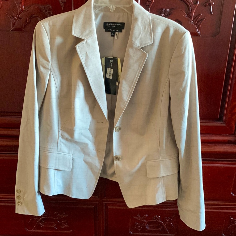 New Jone’s New York blazer